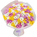 Букет из 51 разноцветной кустовой хризантемы